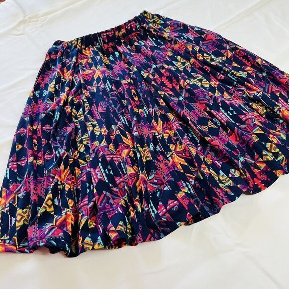 LulaRoe Madison Skirt With Pockets Casual  Multicolor Travel  Beautiful S 0711 - Picture 2 of 7
